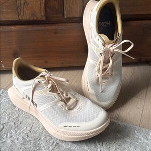 Hoka Women's Cream Running Shoes